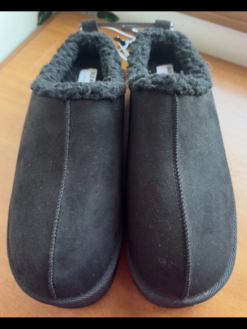 Old Navy Cozy Lined Platform Slippers Black Faux Suede NWT Women’s Size 9